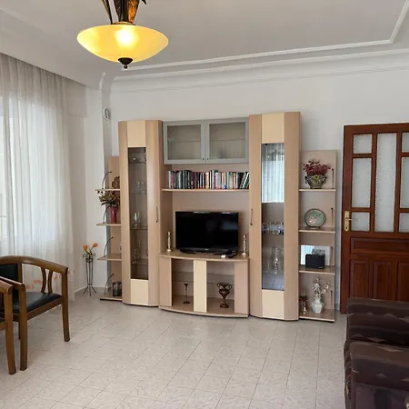 At The Cleopatra With A Balcony Apartment Alanya