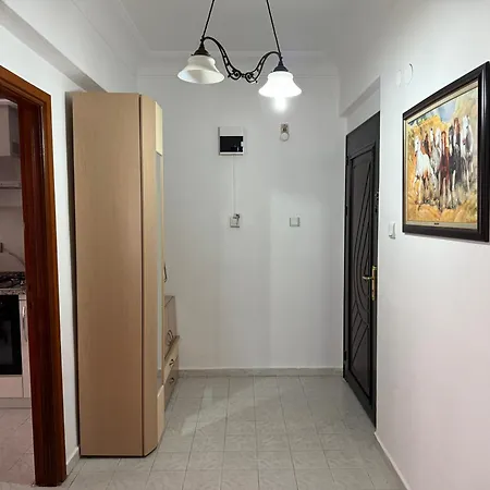 Apartment At The Cleopatra With A Balcony Alanya