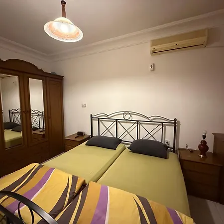 Apartment At The Cleopatra With A Balcony Alanya