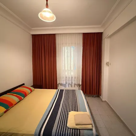Apartment At The Cleopatra With A Balcony Alanya